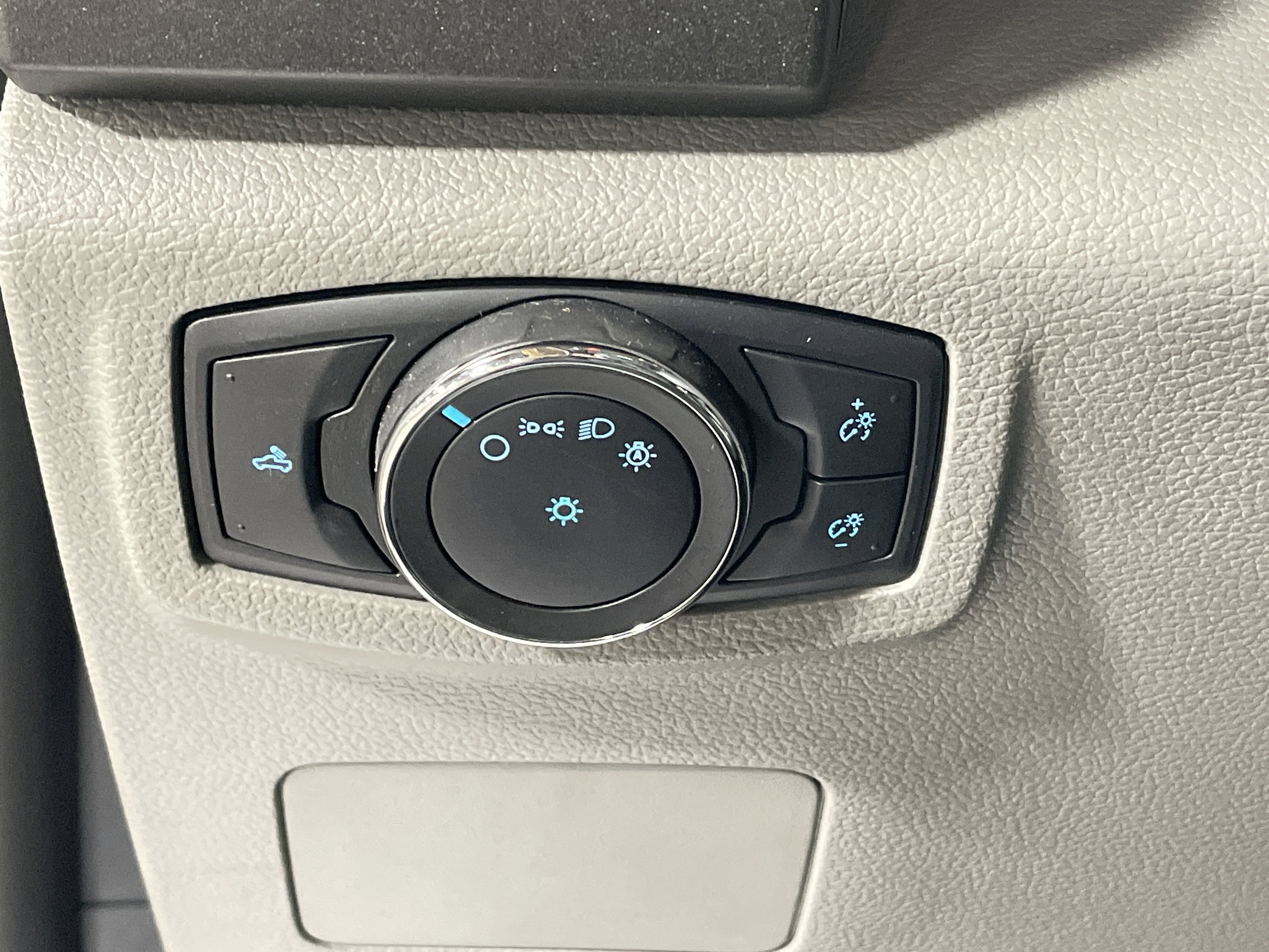 Used 2022 Ford F250 XL w/ STX Appearance Package image 20