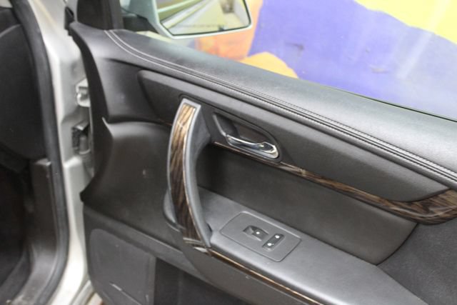 Used 2013 GMC Acadia Denali AWD/4WD image 11