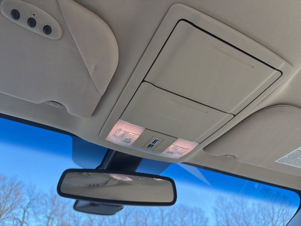 Used 2015 Lincoln MKS AWD w/ Equipment Group 101A image 13