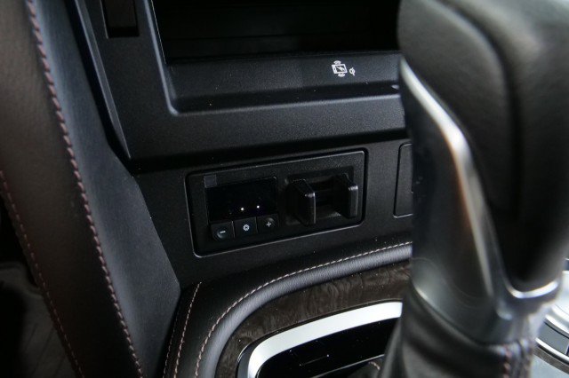 Used 2023 Nissan Armada Platinum w/ Captain's Chairs Package RWD image 20