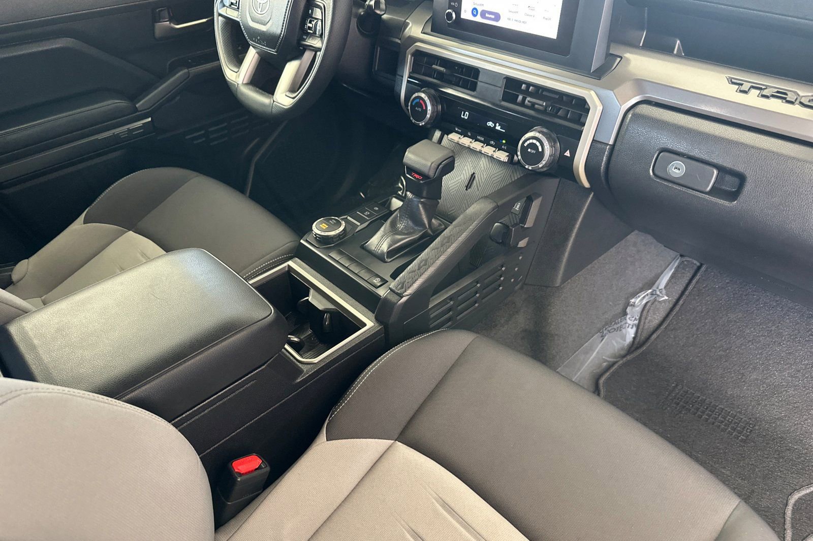 Used 2024 Toyota Tacoma TRD Sport RWD image 17