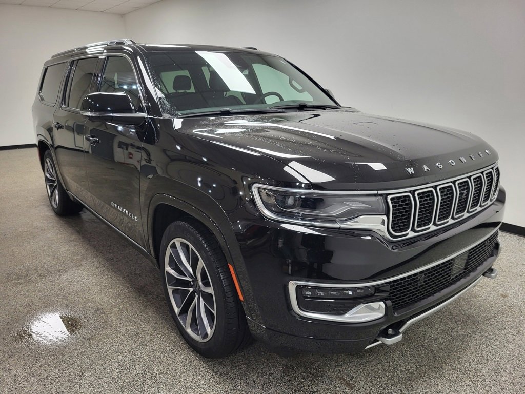 Used 2024 Jeep Wagoneer L Series III w/ Premium Group I image 23