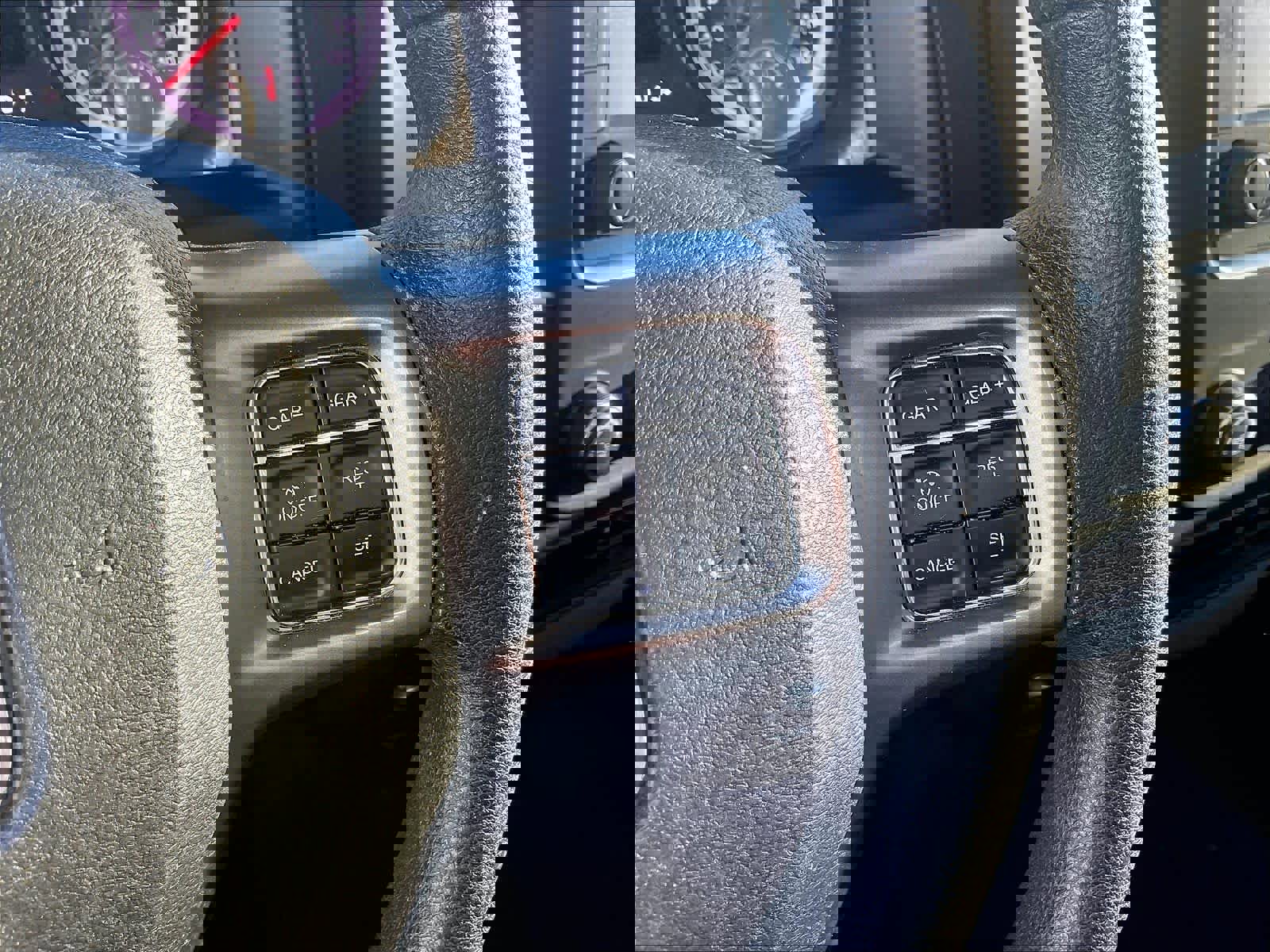 Used 2024 RAM 1500 Classic SLT image 20