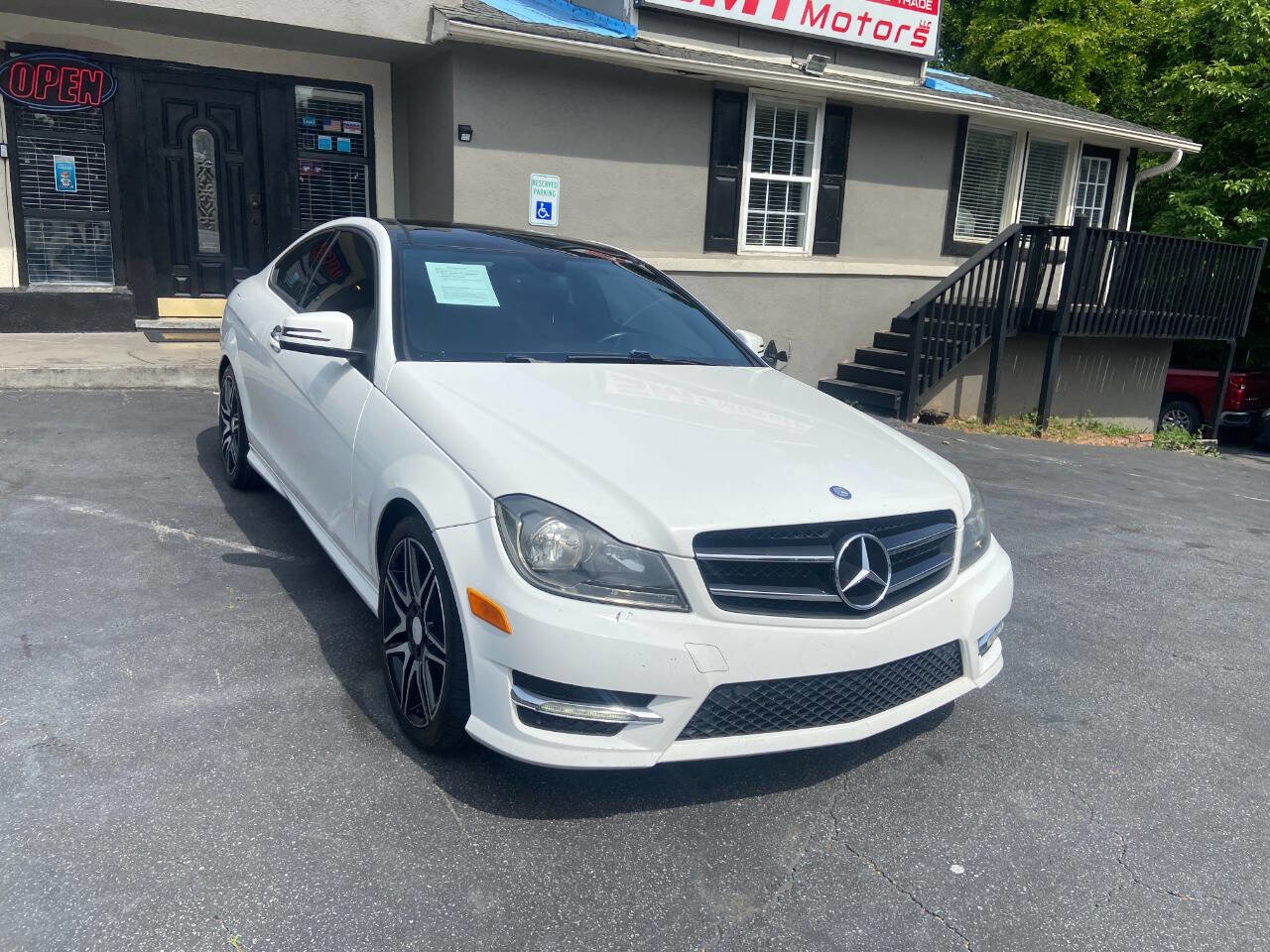 Used 2015 Mercedes-Benz C 250 Coupe w/ Appearance Package image 4
