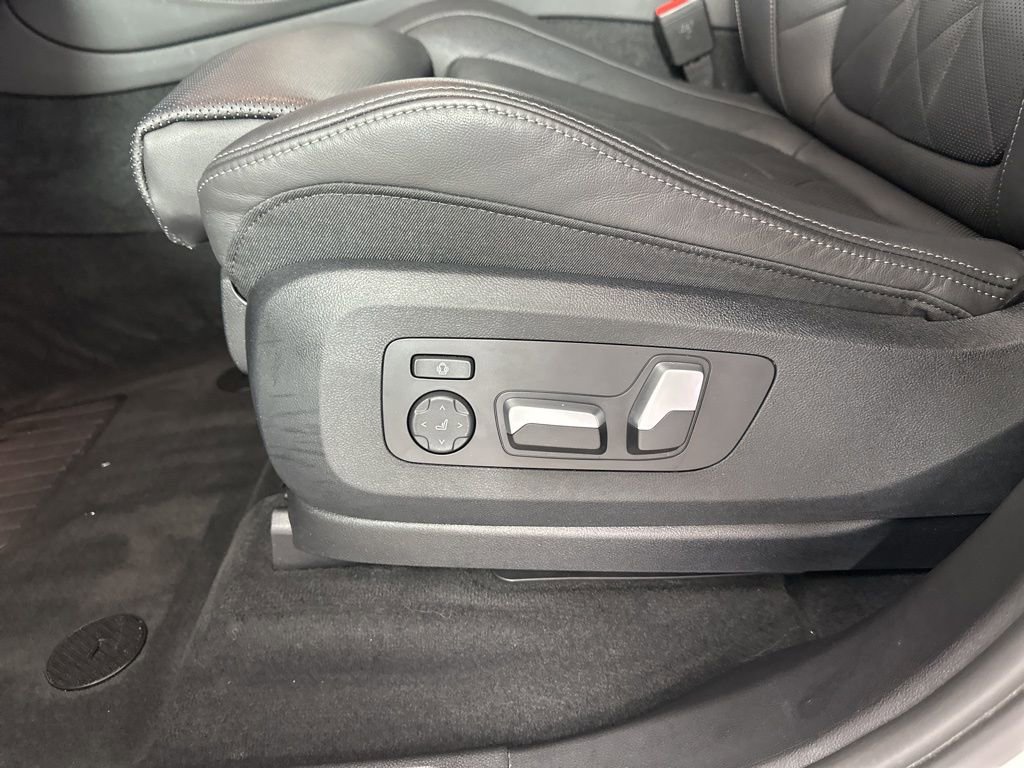 Certified 2023 BMW X5 xDrive40i w/ Premium Package image 8