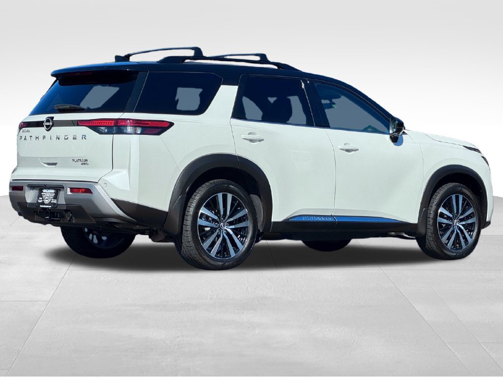 Used 2023 Nissan Pathfinder Platinum AWD/4WD image 7