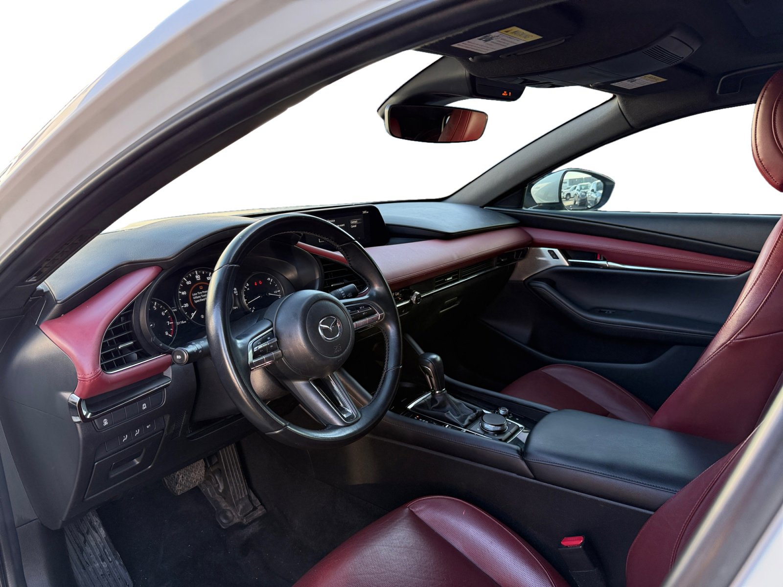 Used 2023 MAZDA MAZDA3 s image 9