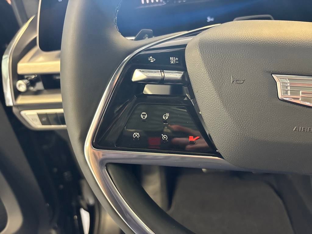 New 2026 Cadillac Vistiq Luxury image 32