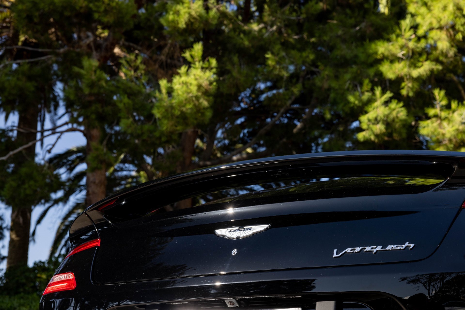 Used 2014 Aston Martin Vanquish Coupe image 26