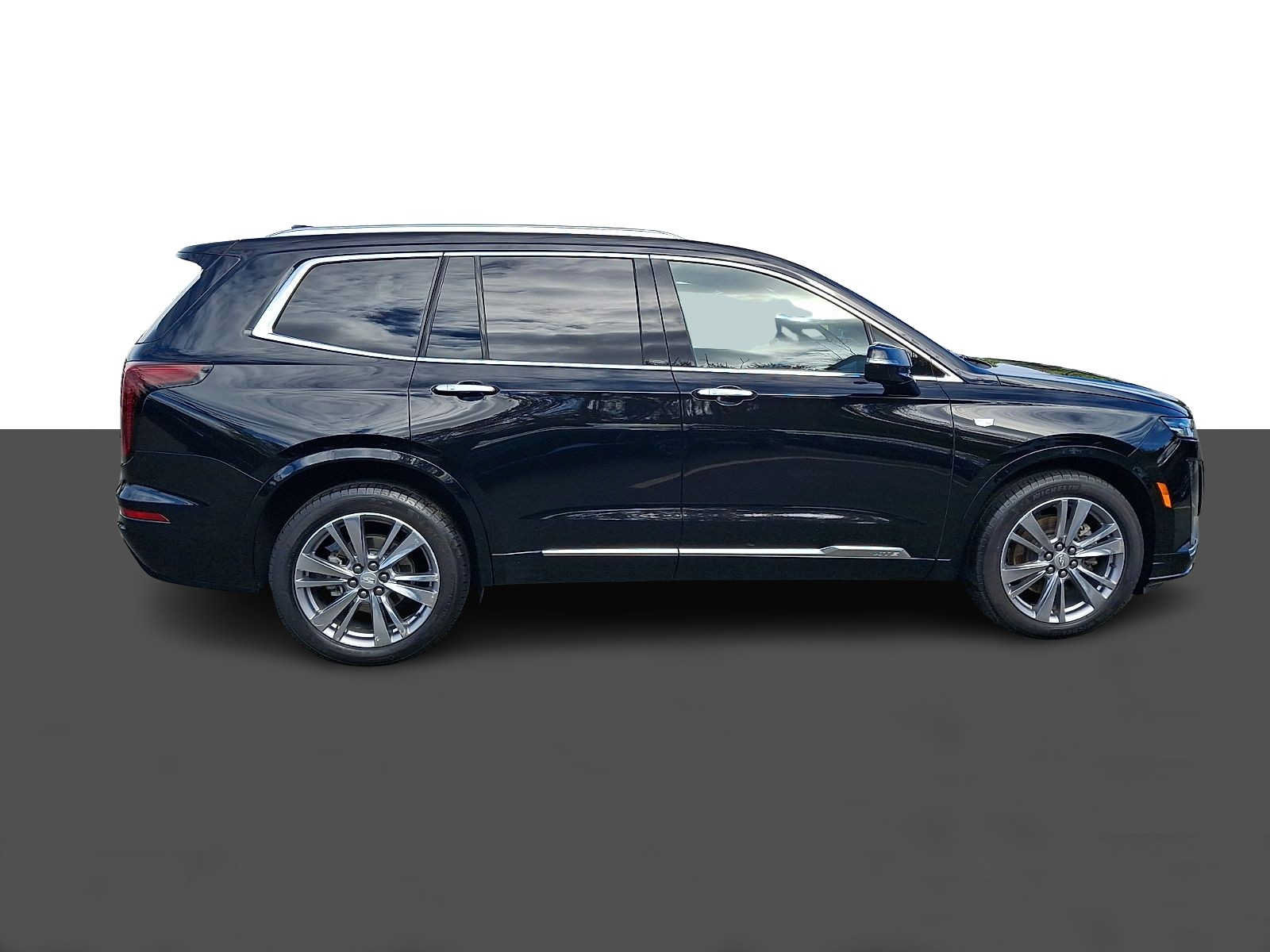 Used 2024 Cadillac XT6 Premium Luxury AWD/4WD image 7
