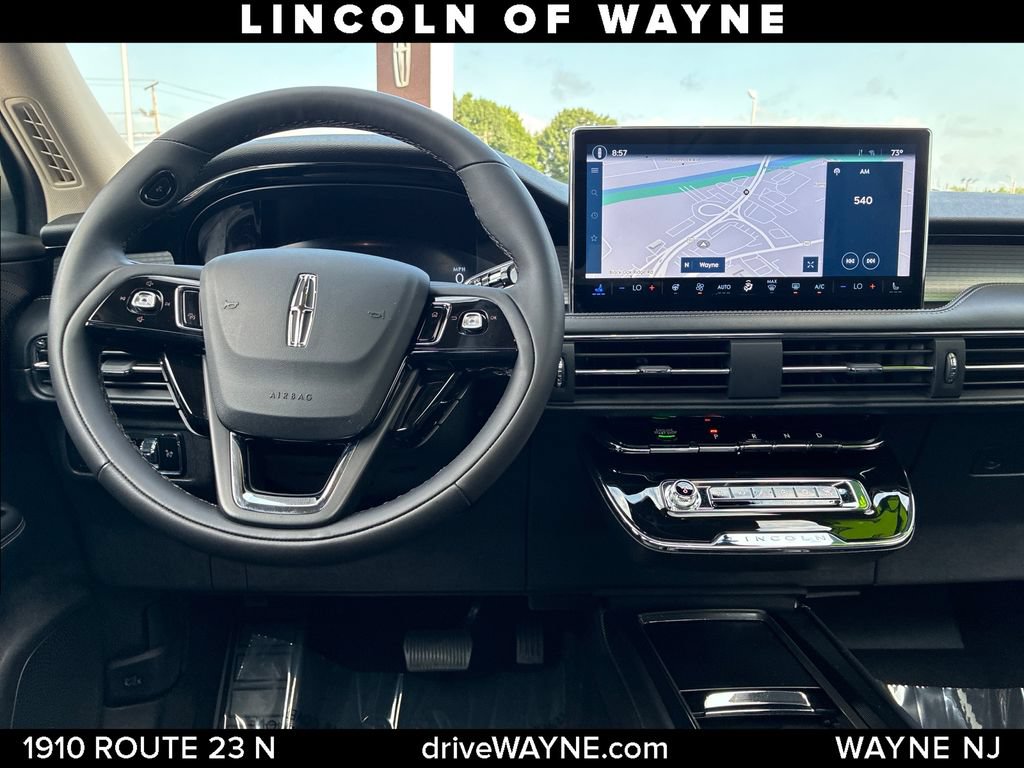 Certified 2024 Lincoln Corsair AWD w/ Equipment Group 101A image 25