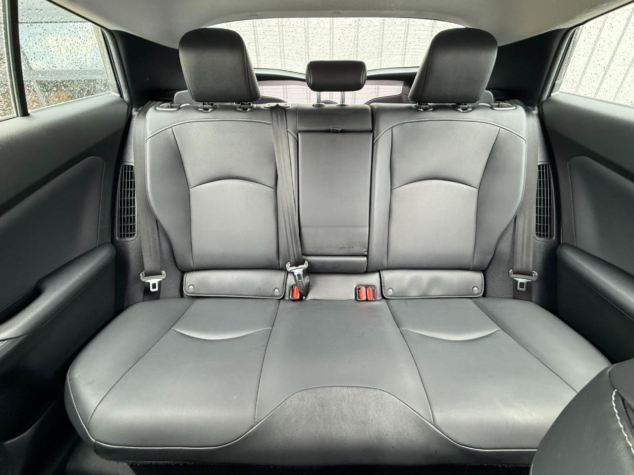 Used 2020 Toyota Prius Prime XLE FWD image 14
