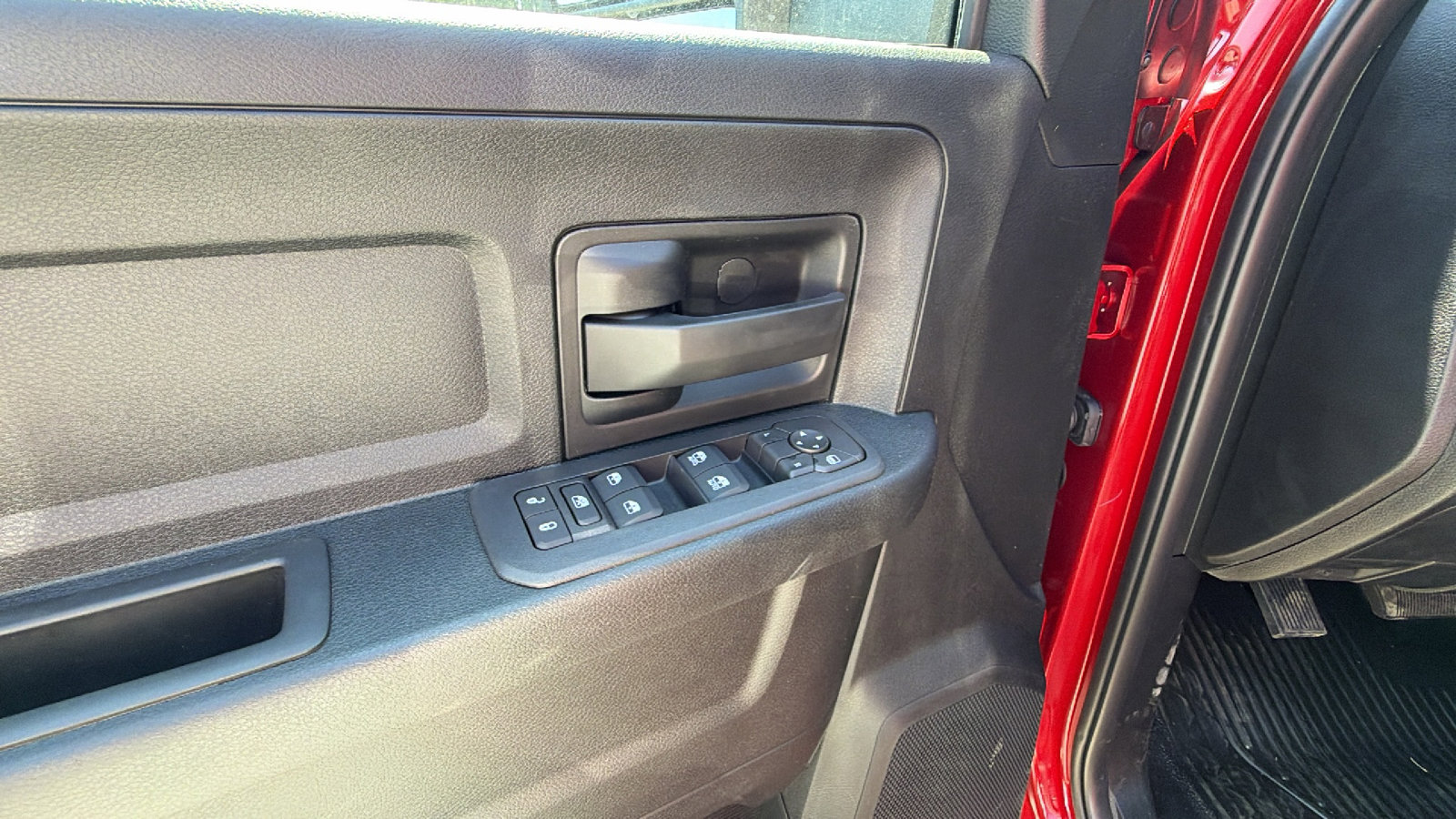 New 2026 RAM 5500 Tradesman w/ Chrome Appearance Group image 15