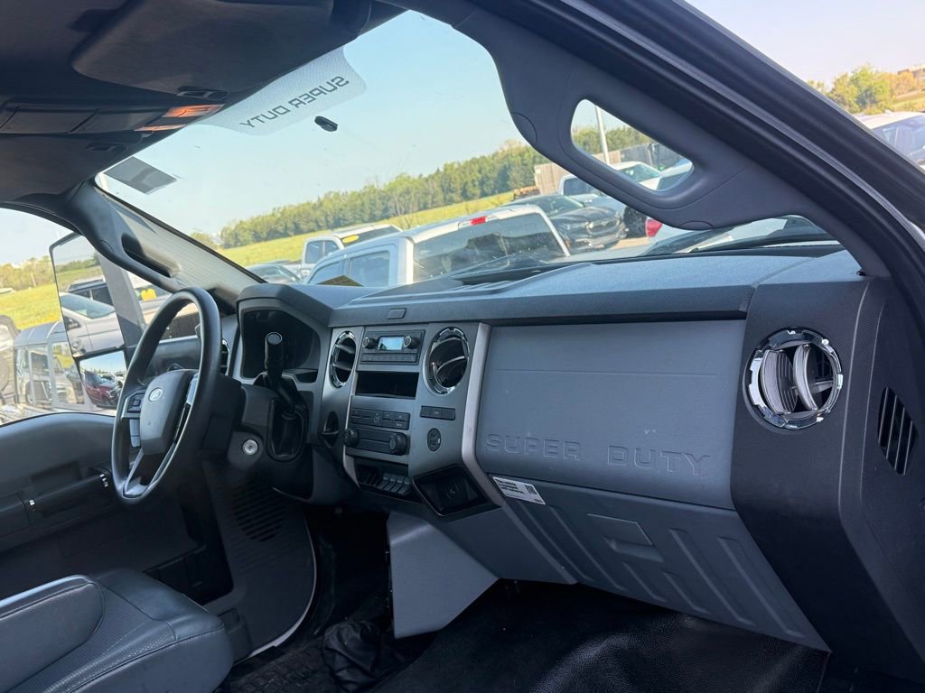 Used 2022 Ford F650 2WD Regular Cab Super Duty image 7