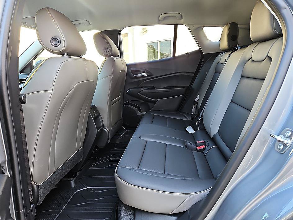 New 2026 Chevrolet Trax ACTIV FWD image 10