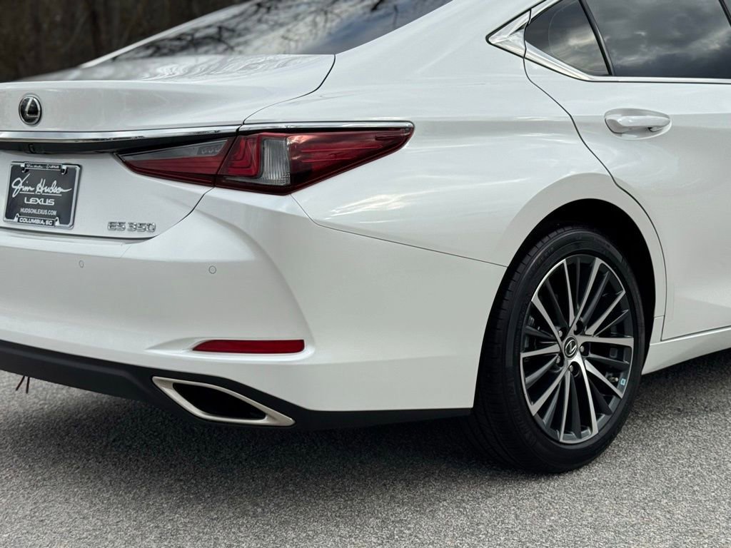 Certified 2024 Lexus ES 350 w/ Premium Package image 15