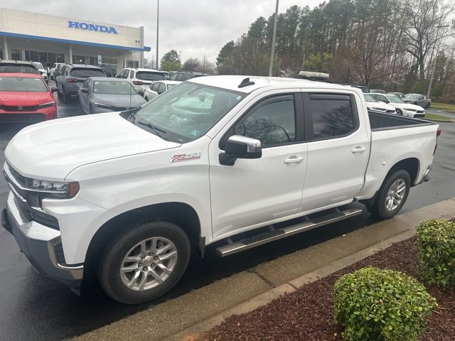 Used 2020 Chevrolet Silverado 1500 LT w/ All-Star Edition image 2
