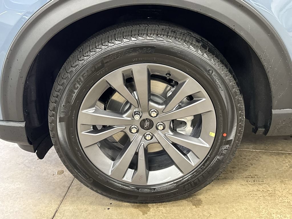 New 2026 Ford Explorer Active w/ Active Comfort Package AWD/4WD image 33