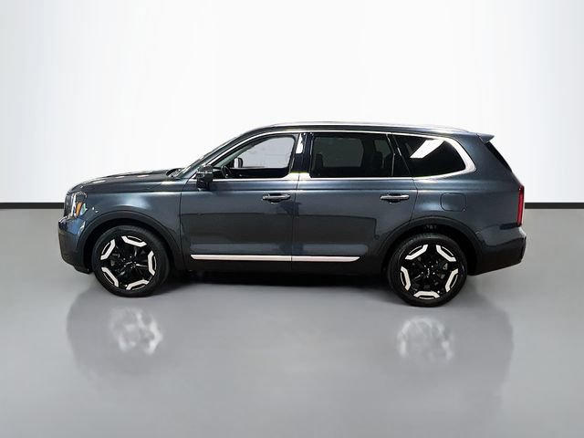 Certified 2023 Kia Telluride S image 4