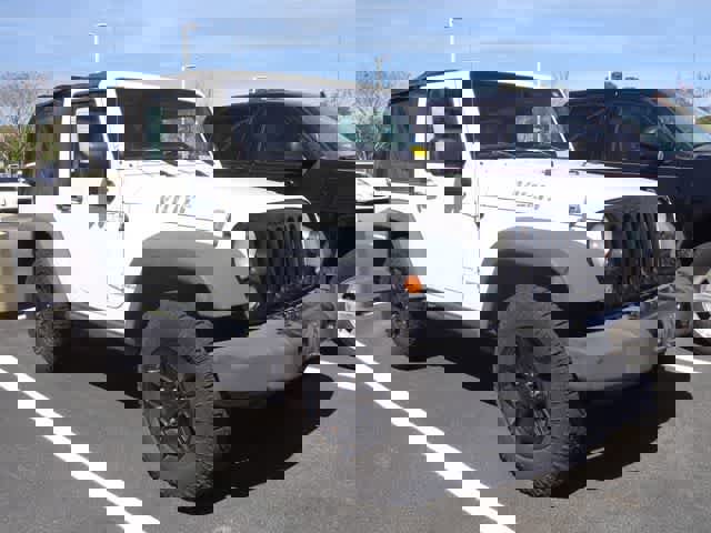 Used 2014 Jeep Wrangler Sport image 3