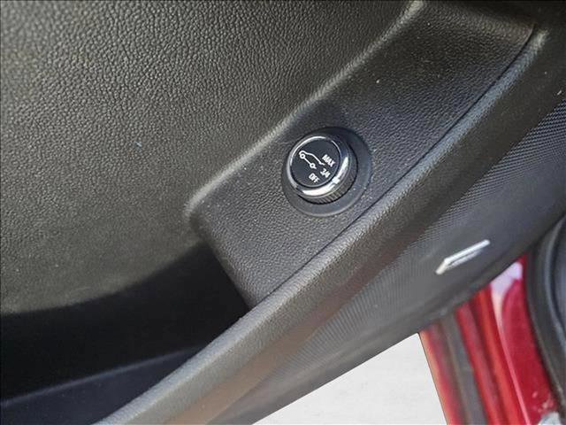 Used 2021 Chevrolet Traverse High Country image 13