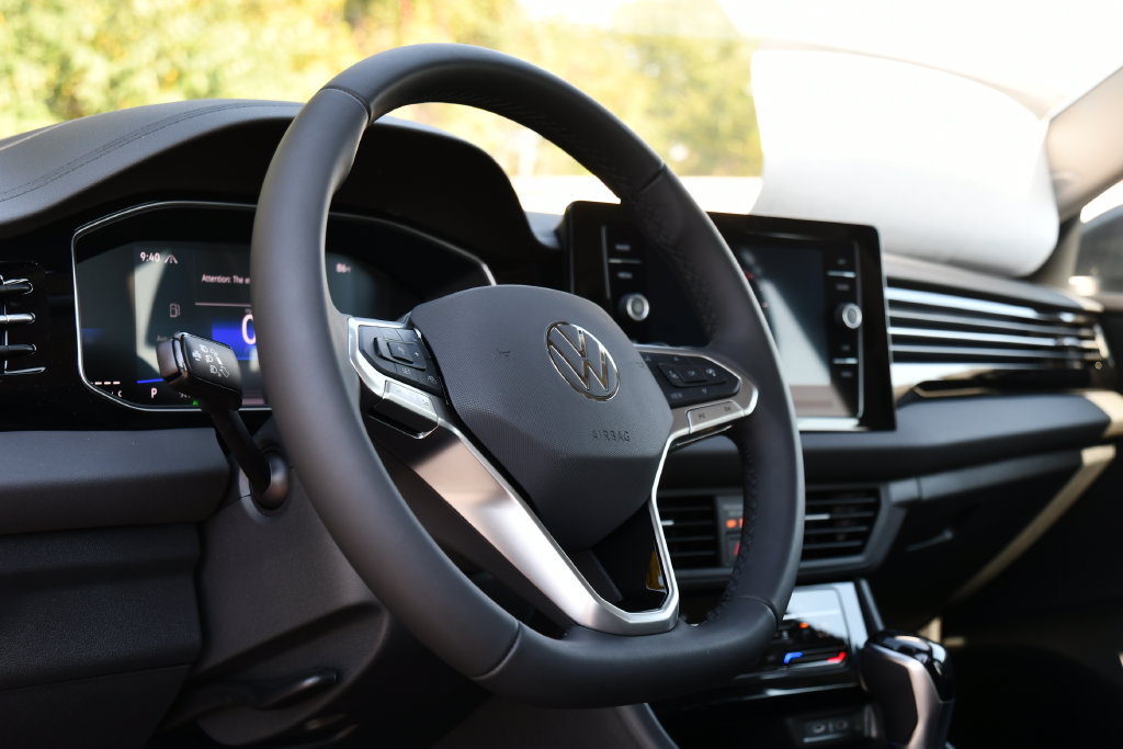 New 2027 Volkswagen Jetta S FWD image 10