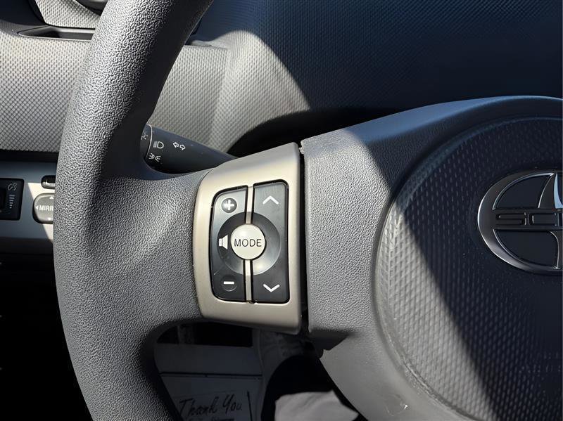 Used 2014 Scion xB FWD image 38