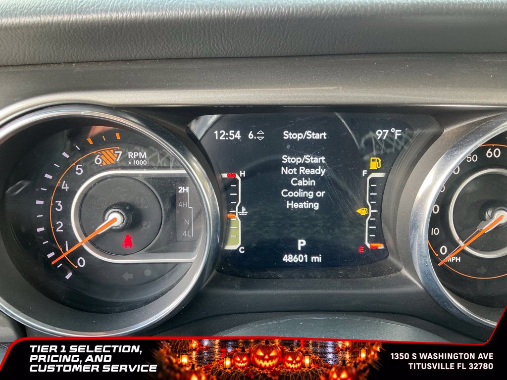 Used 2023 Jeep Wrangler Unlimited Sahara w/ Cold Weather Group AWD/4WD image 30