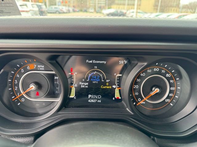 Used 2024 Jeep Wrangler Unlimited Rubicon image 34