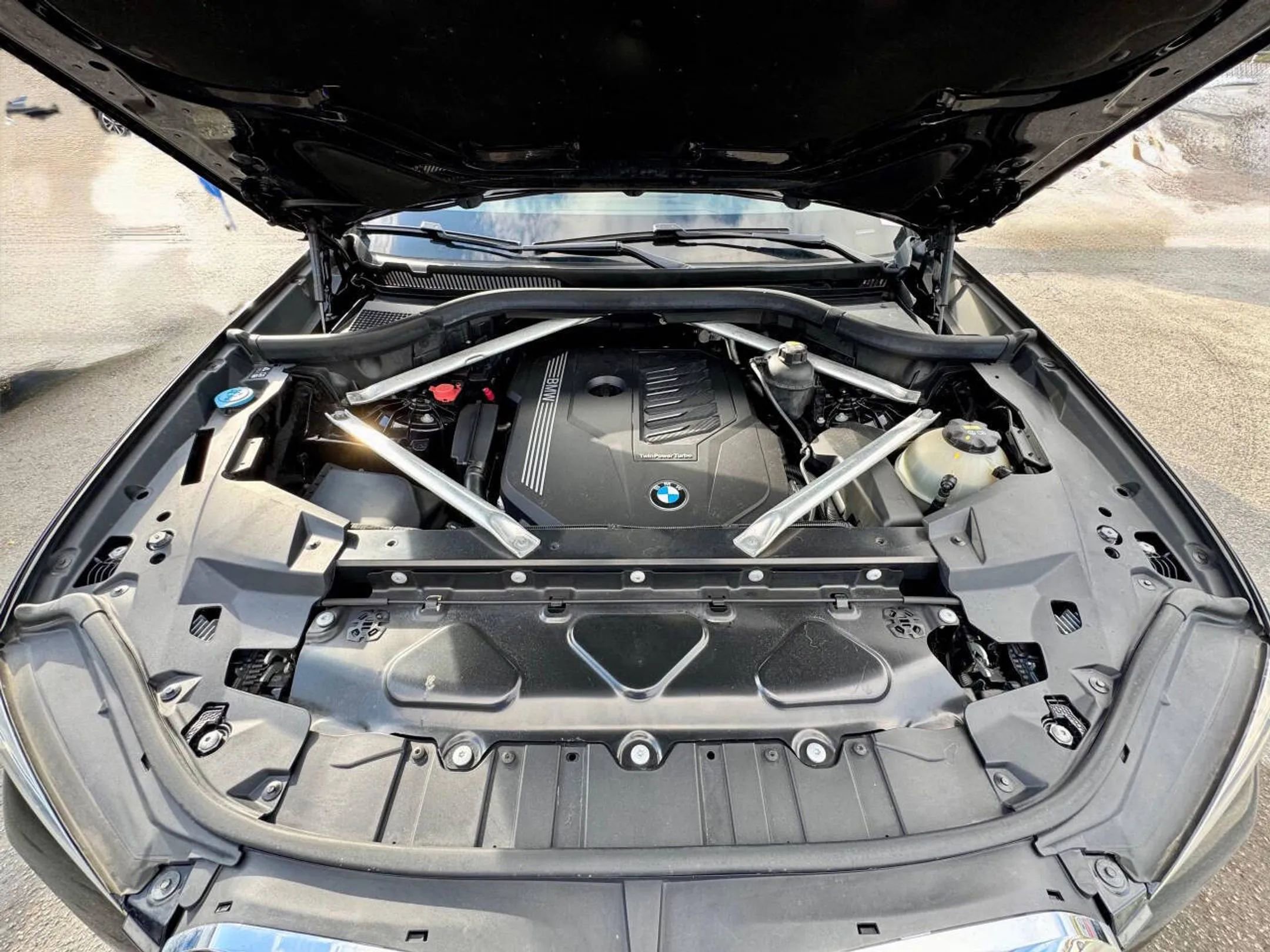 Used 2019 BMW X5 xDrive40i w/ Convenience Package image 12