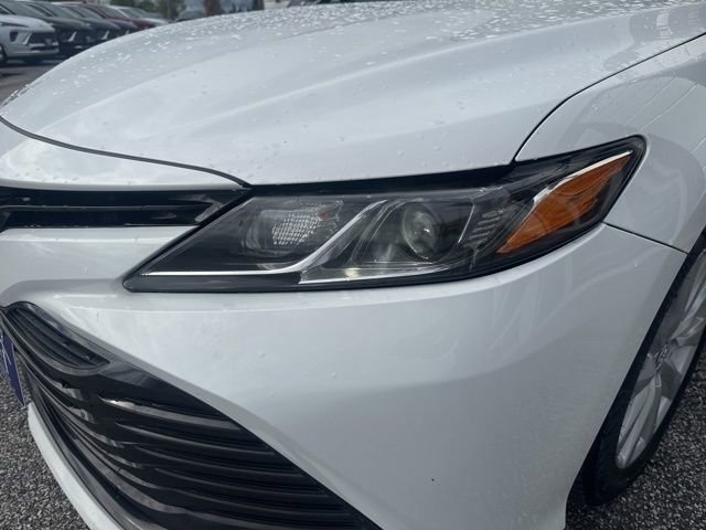 Used 2019 Toyota Camry LE FWD image 7