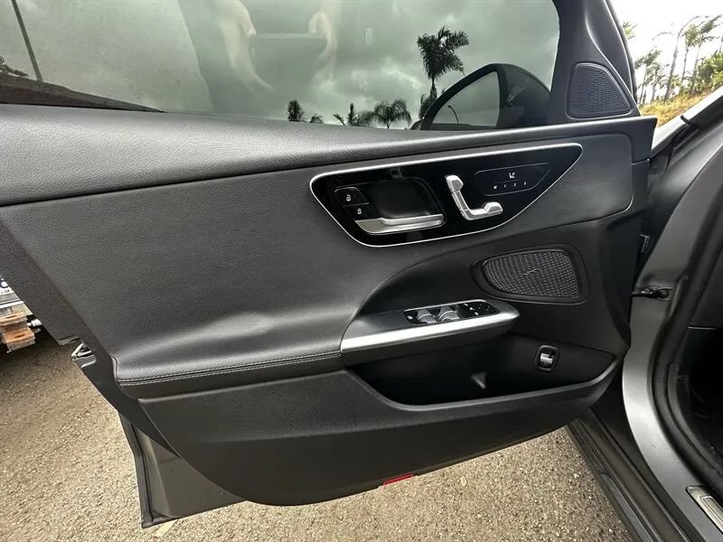 Used 2022 Mercedes-Benz C 300 Sedan image 30