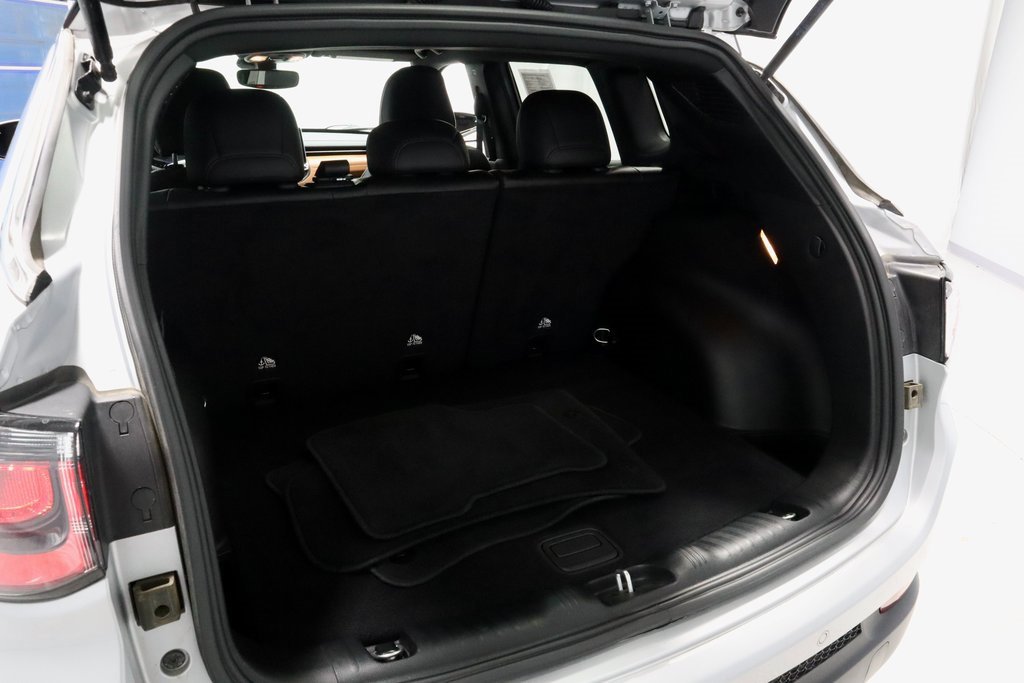 Used 2024 Jeep Compass Limited image 13