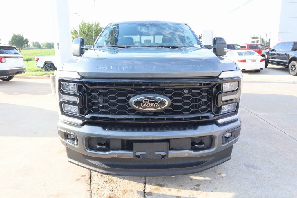 New 2026 Ford F250 Lariat w/ Black Appearance Package image 12