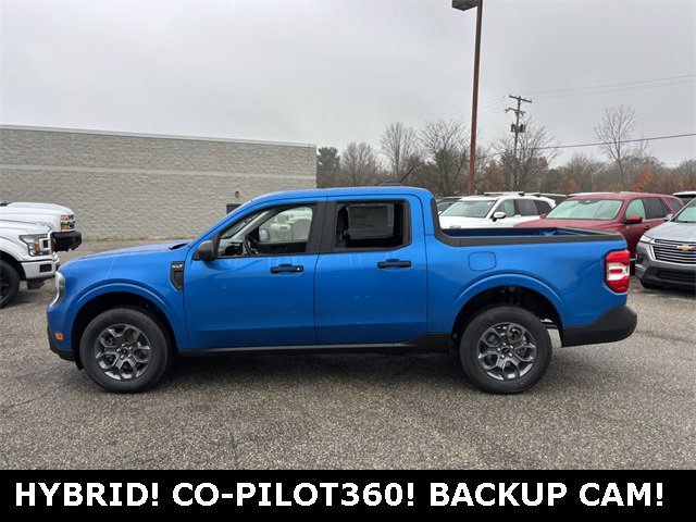 New 2025 Ford Maverick XLT image 3