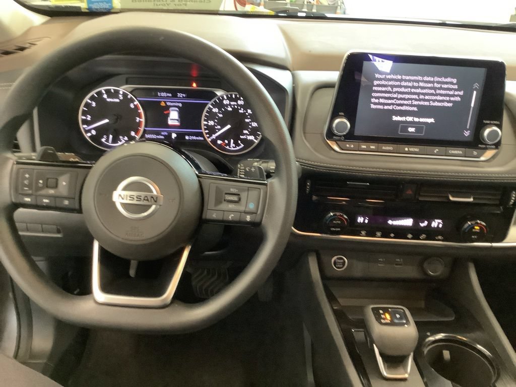 Used 2021 Nissan Rogue SV AWD/4WD image 7