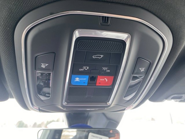 New 2026 Jeep Grand Cherokee Altitude AWD/4WD image 23