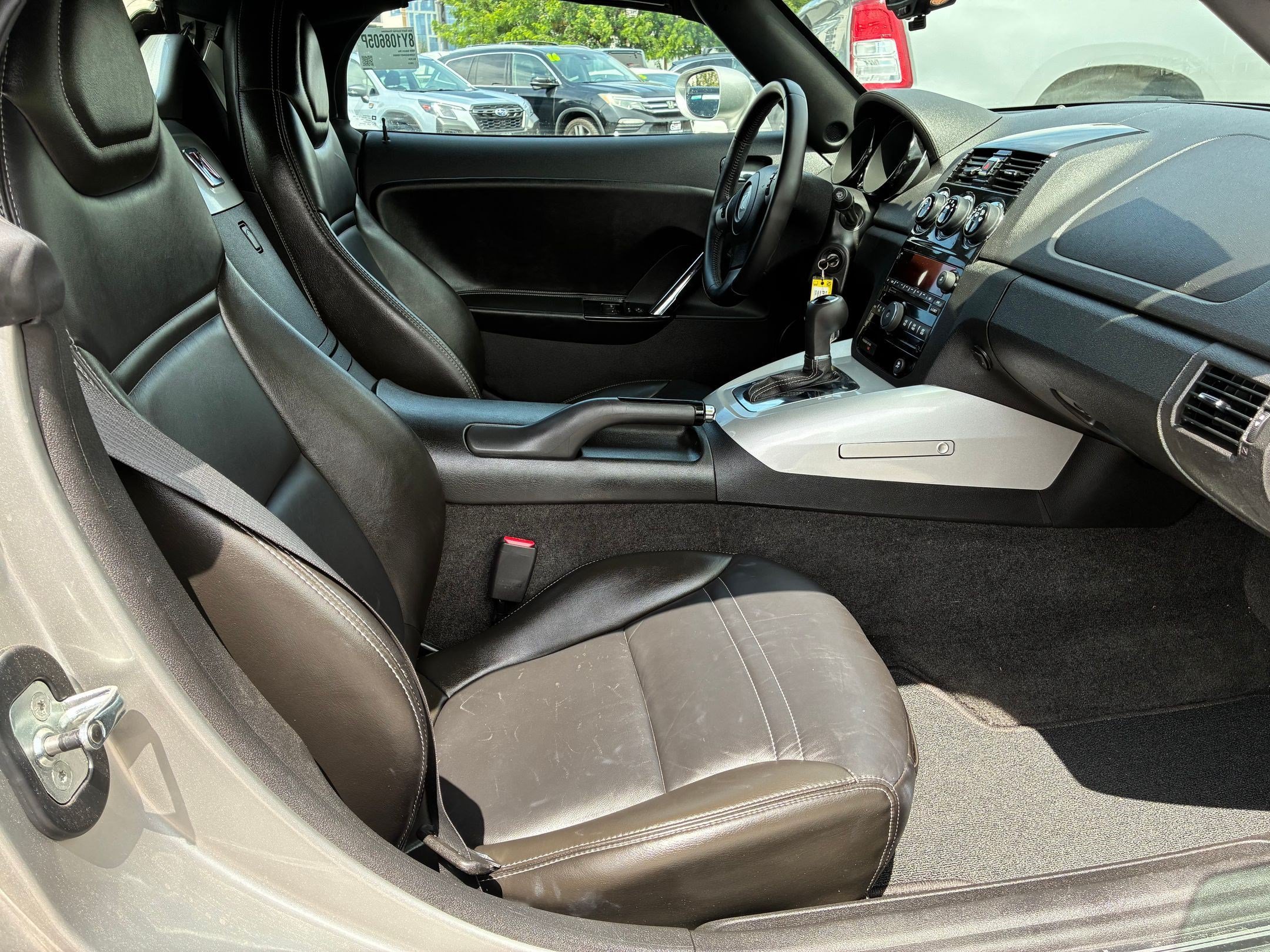 Used 2008 Saturn Sky w/ Premium Trim Package RWD image 25