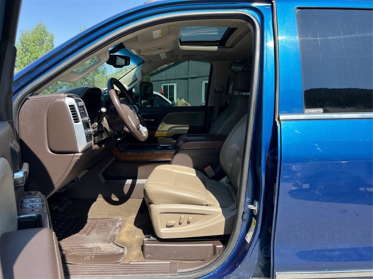 Used 2015 GMC Sierra 2500 SLT AWD/4WD image 9