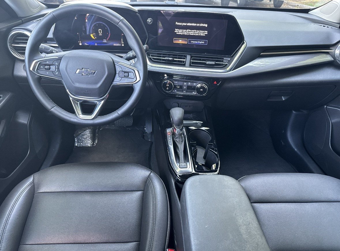 Used 2025 Chevrolet Trax ACTIV w/ Sunroof Package FWD image 20