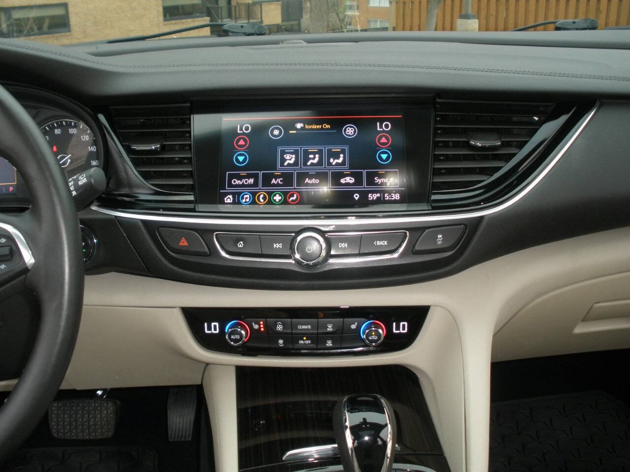 Used 2019 Buick Regal Essence w/ Driver Confidence Package I AWD/4WD image 38