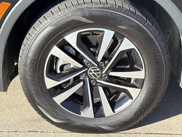 Used 2024 Volkswagen Tiguan S AWD/4WD image 10