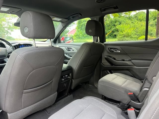 Used 2023 Chevrolet Traverse LT AWD/4WD image 15