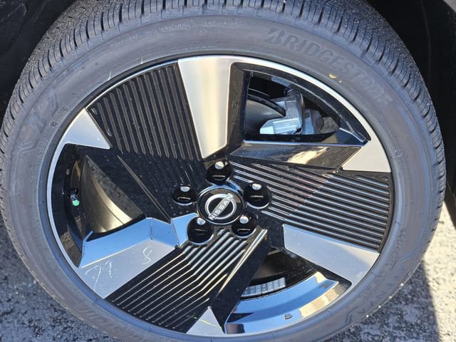 New 2026 Nissan Kicks SR image 10