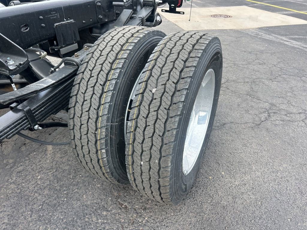 New 2026 RAM 5500 Tradesman AWD/4WD image 7