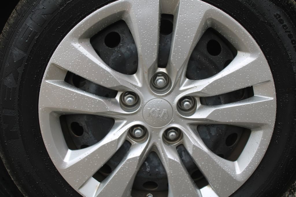 Certified 2021 Kia Soul LX image 17