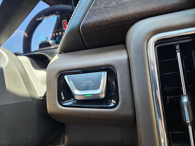 New 2026 GMC Yukon XL Denali Ultimate AWD/4WD image 38