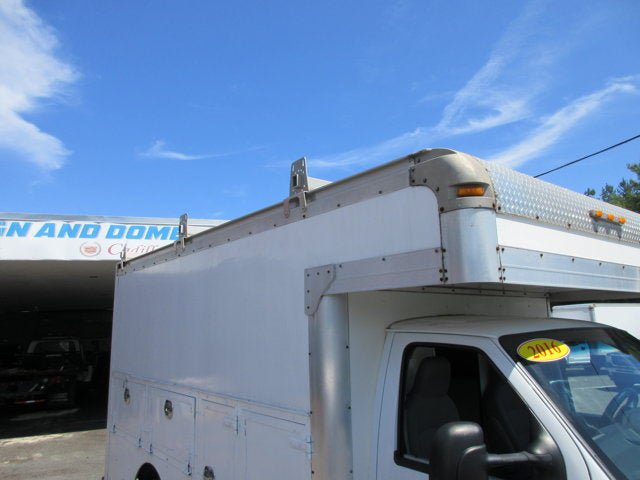 Used 2016 Ford E-350 and Econoline 350 Super Duty w/ Power Windows & Locks Group RWD image 5
