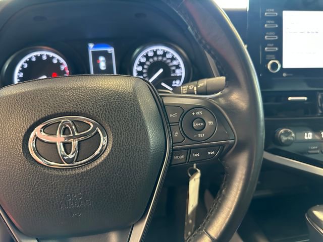Used 2021 Toyota Camry SE FWD image 21