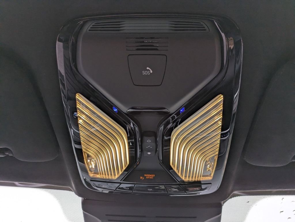 Used 2023 BMW X7 xDrive40i w/ Executive Package image 15